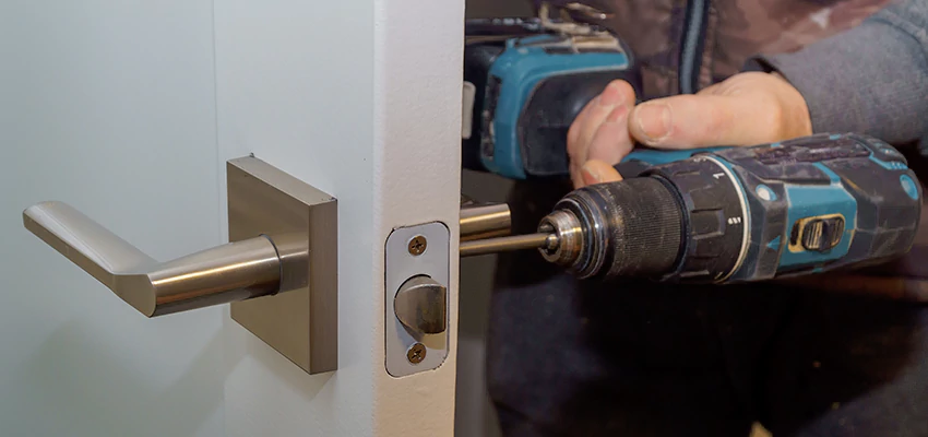 Broken Door Handle Lock Repair in Orangevale, California